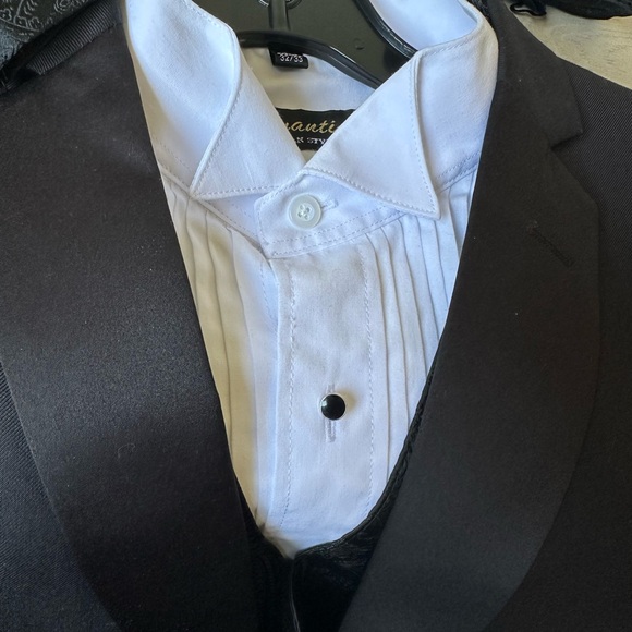 Pre-owned tuxedo set - Picture 3 of 16